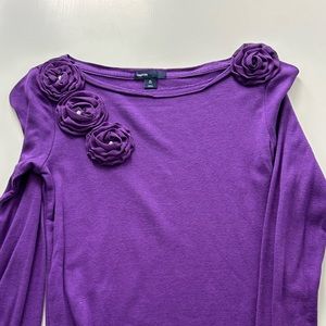 Gap shirt for girls.  Great condition